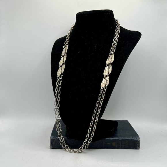 Vintage silver tone embellished wrap necklace 52” - Picture 3 of 8